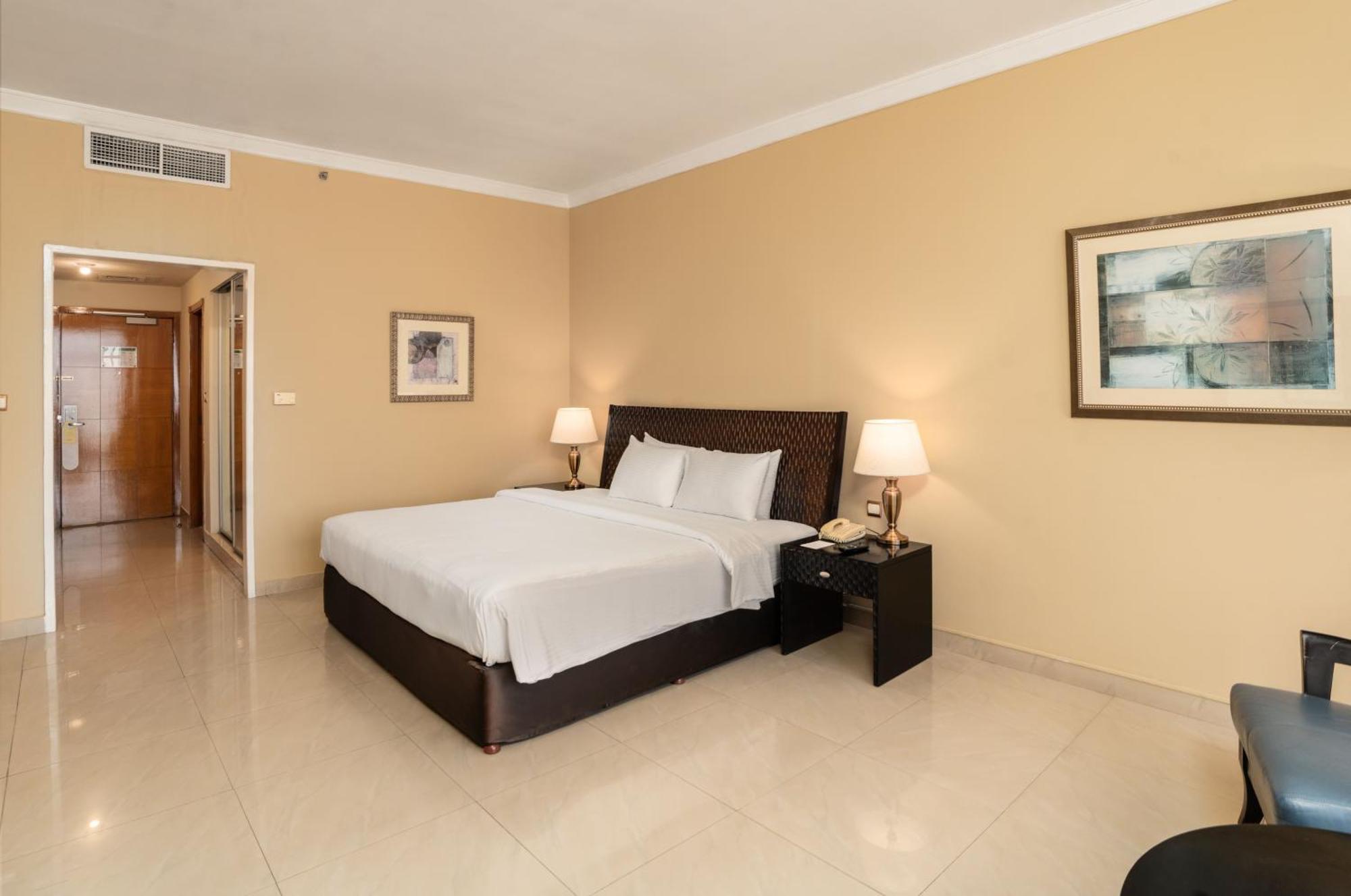 Oryx Hotel Abu Dabi Exterior foto